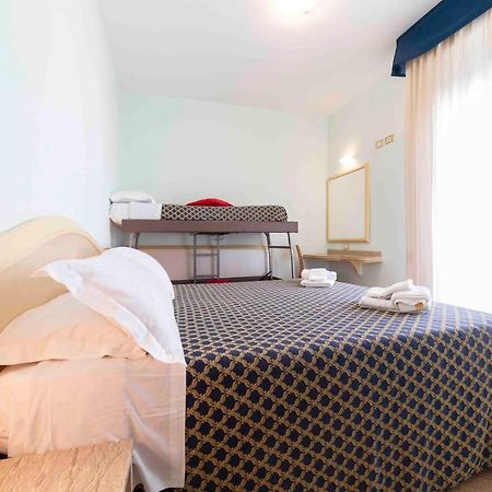 Residenza Melucci Apart otel Rimini Dış mekan fotoğraf