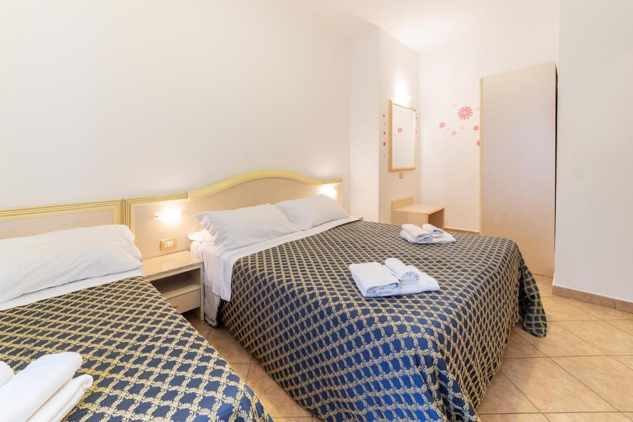 Residenza Melucci Apart otel Rimini Dış mekan fotoğraf