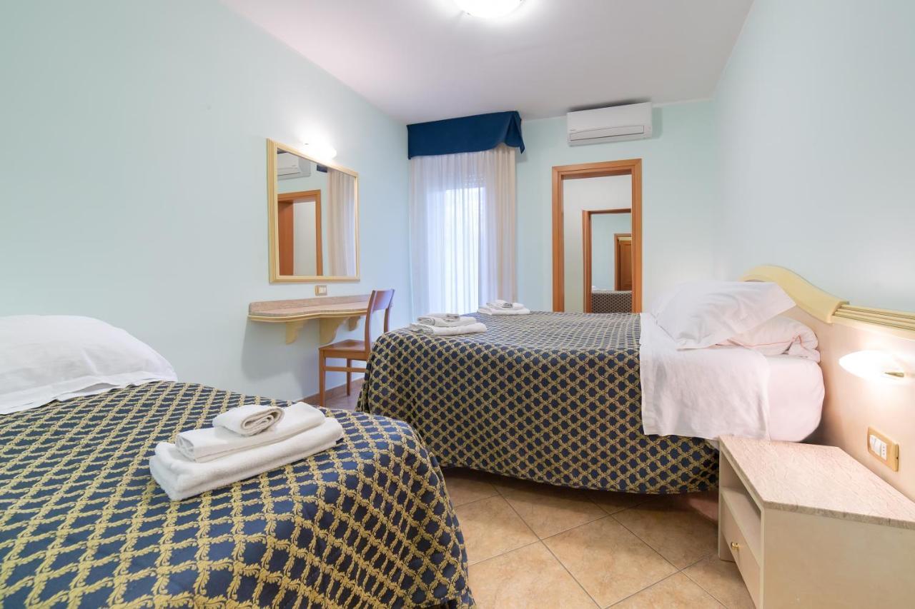 Residenza Melucci Apart otel Rimini Dış mekan fotoğraf