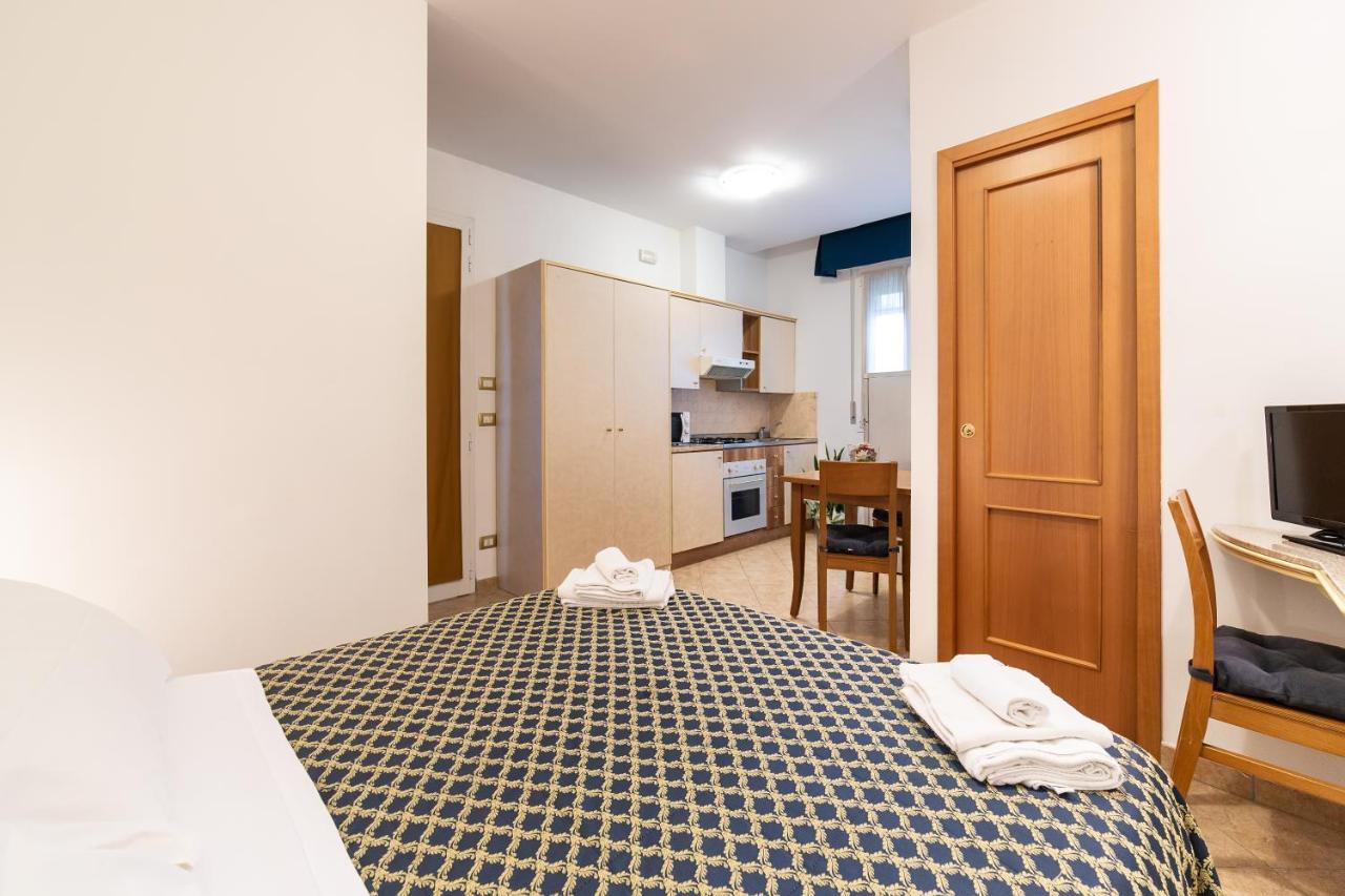 Residenza Melucci Apart otel Rimini Dış mekan fotoğraf