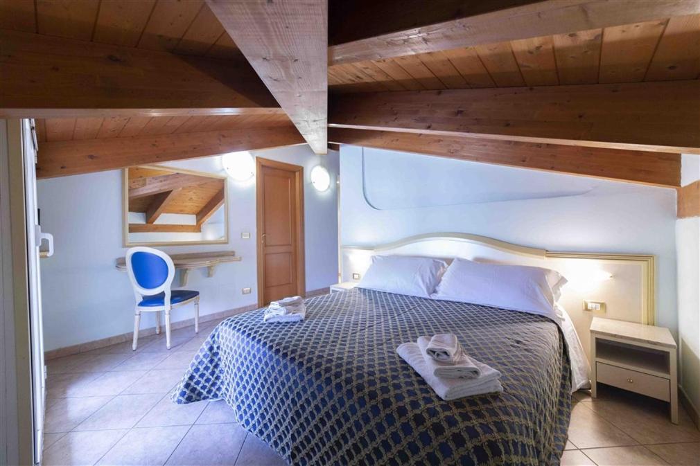 Residenza Melucci Apart otel Rimini Oda fotoğraf