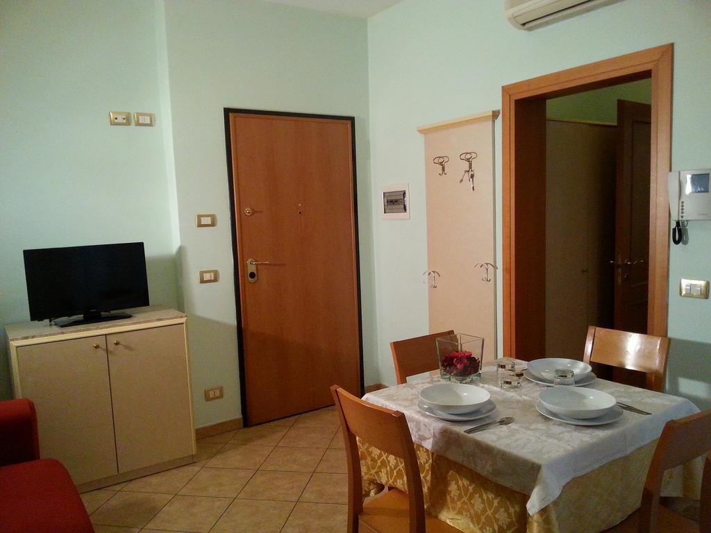 Residenza Melucci Apart otel Rimini Dış mekan fotoğraf