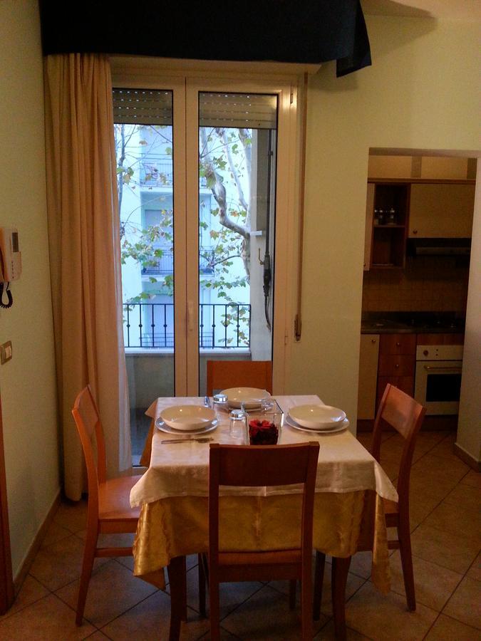 Residenza Melucci Apart otel Rimini Dış mekan fotoğraf