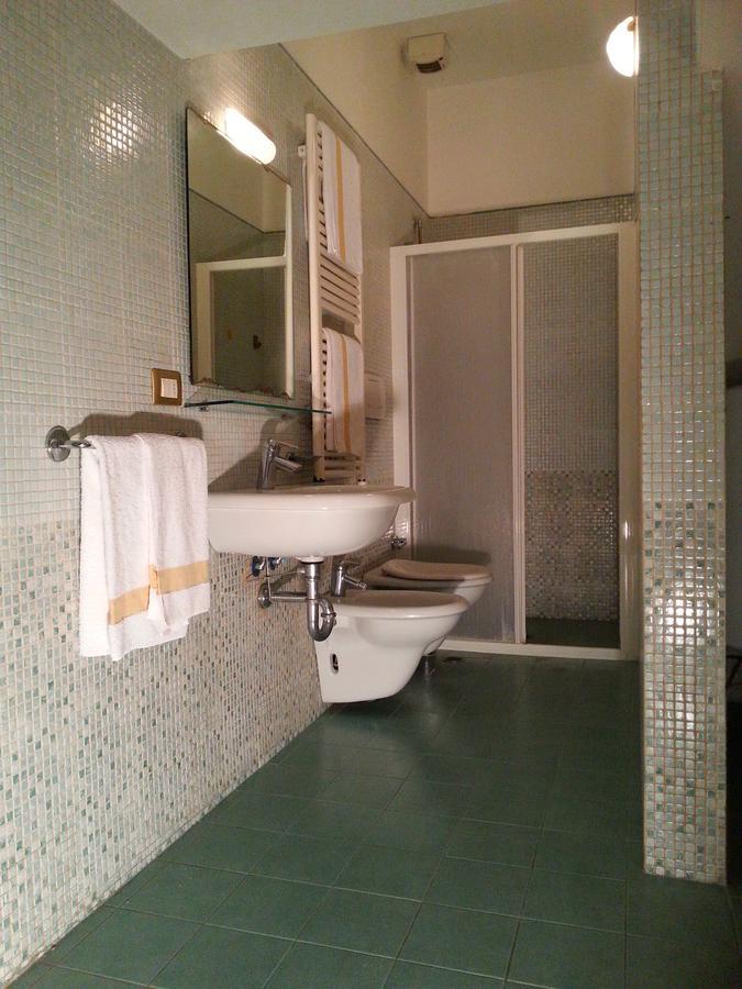 Residenza Melucci Apart otel Rimini Dış mekan fotoğraf