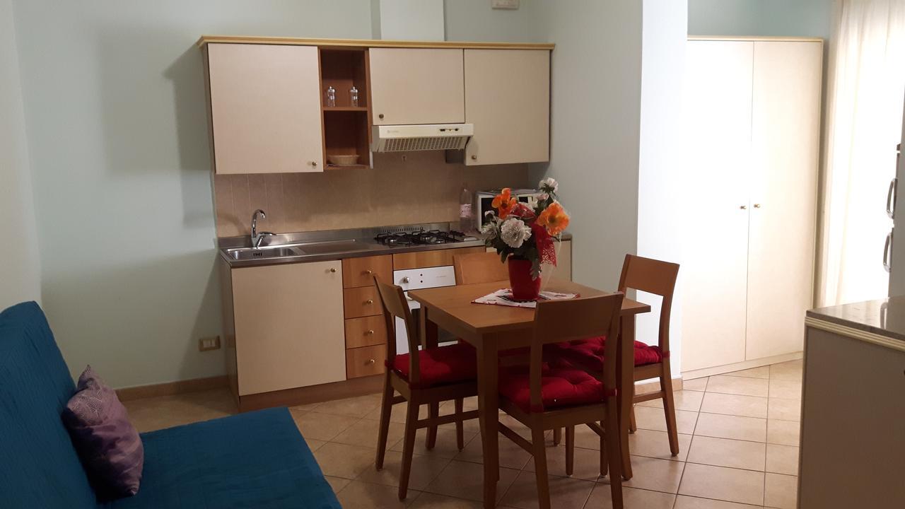 Residenza Melucci Apart otel Rimini Dış mekan fotoğraf